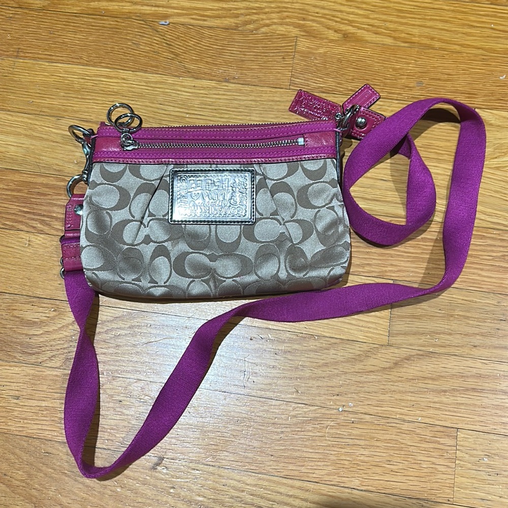 Vintage Poppy Coach cross body
